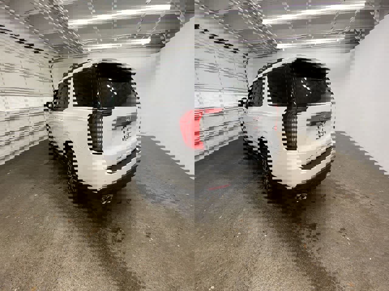 Used 2022 GMC Yukon AT4 image 4