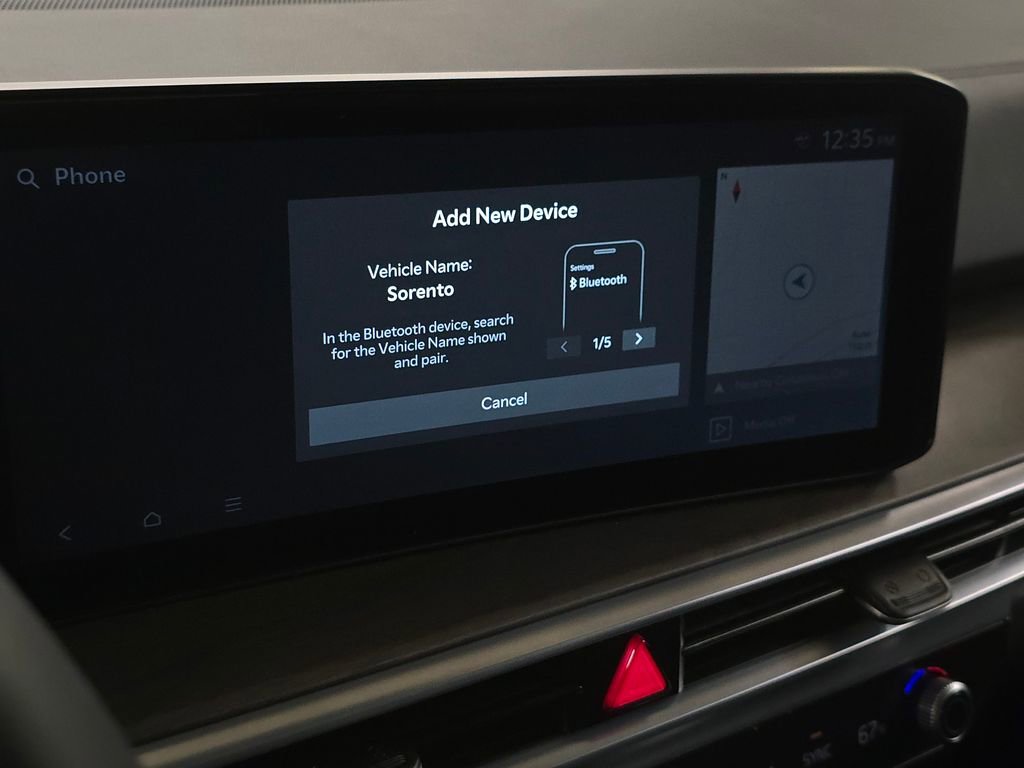 Certified 2025 Kia Sorento SX image 33