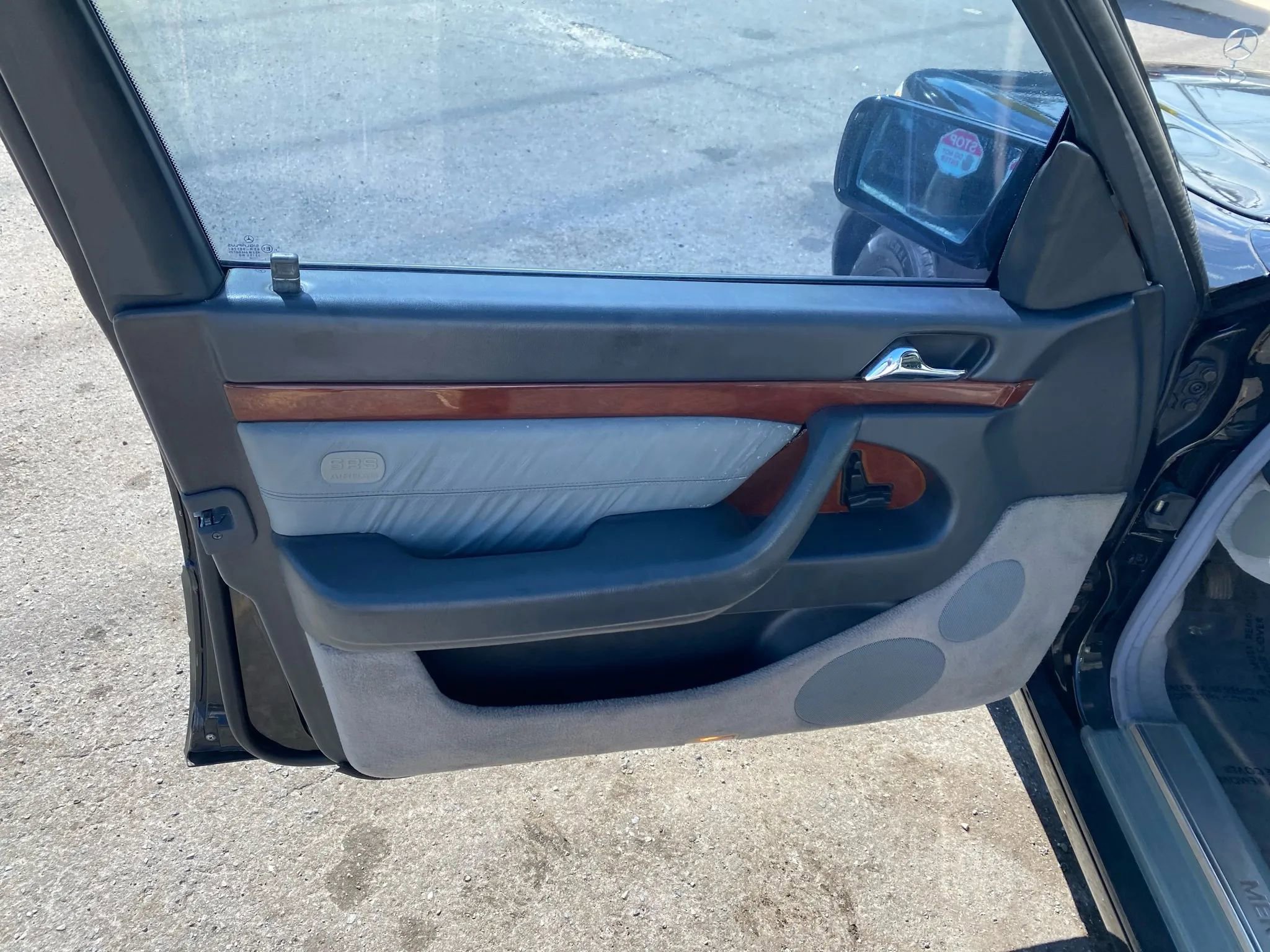 Used 1999 Mercedes-Benz S 320 image 10