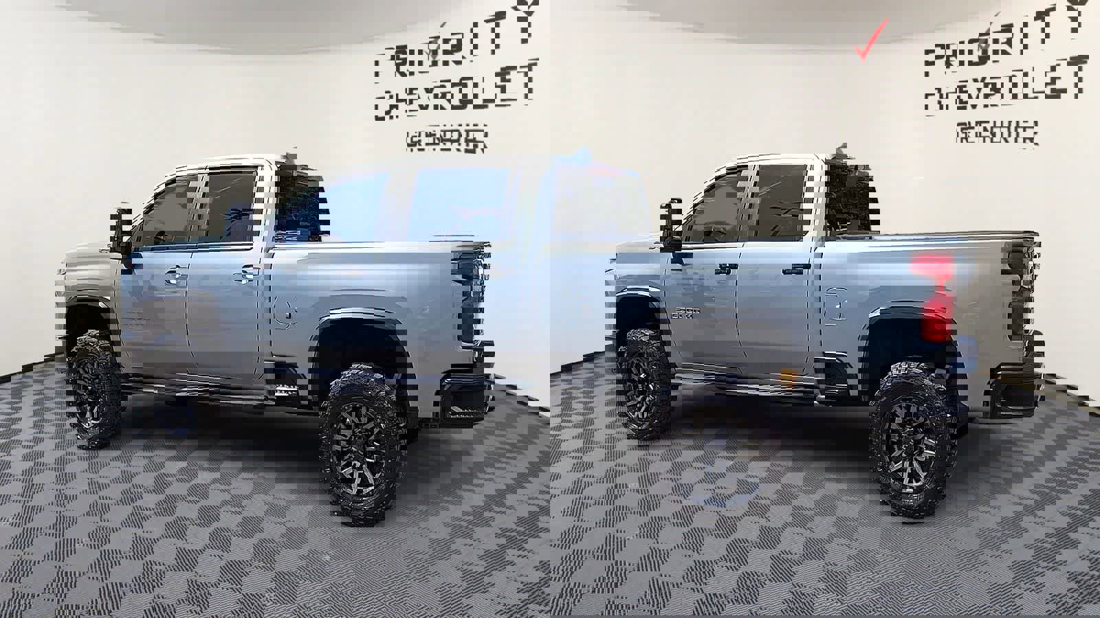 Used 2024 Chevrolet Silverado 2500 ZR2 w/ Technology Package AWD/4WD image 6