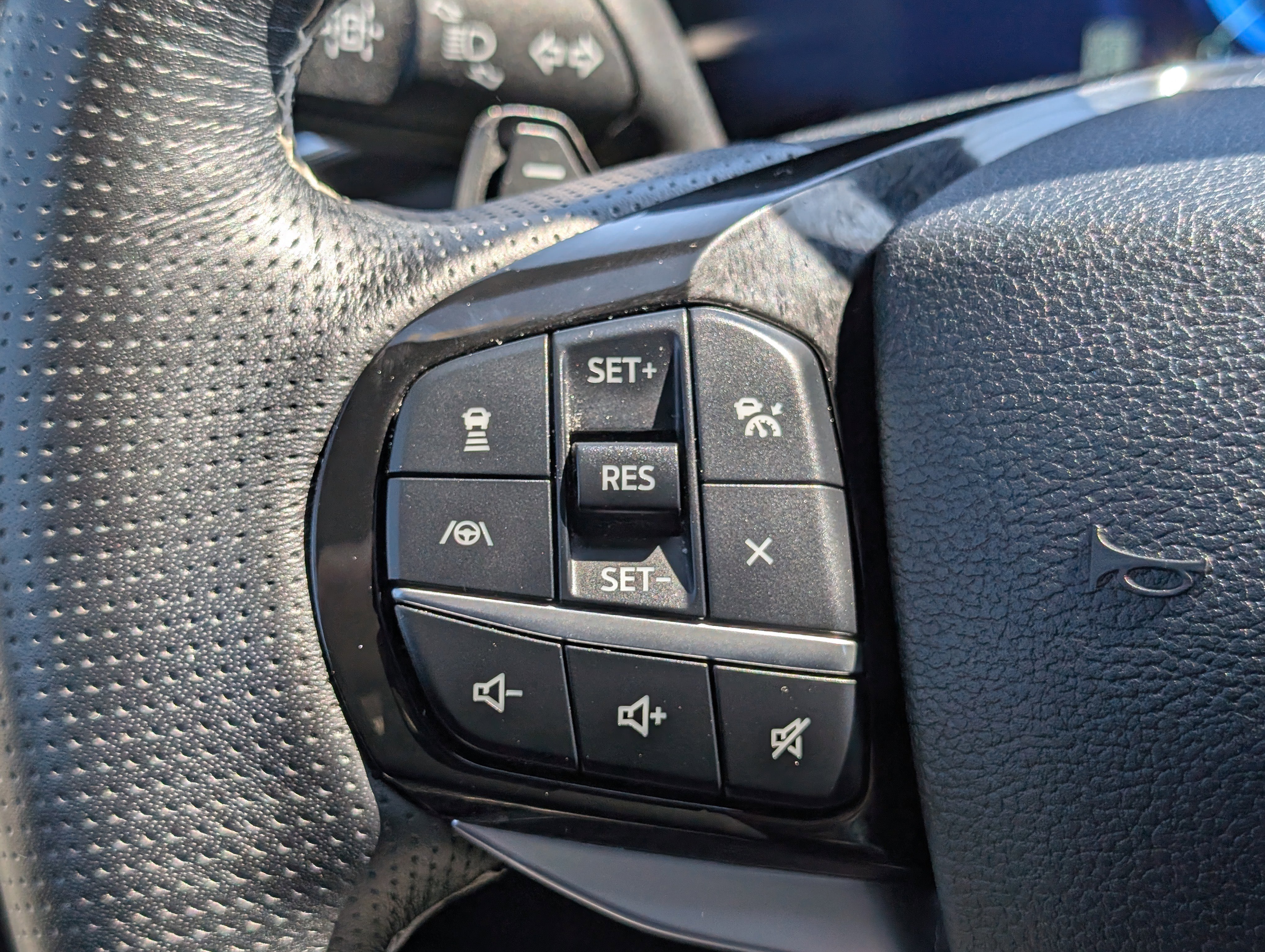 Certified 2021 Ford Explorer ST w/ Equipment Group 401A image 26