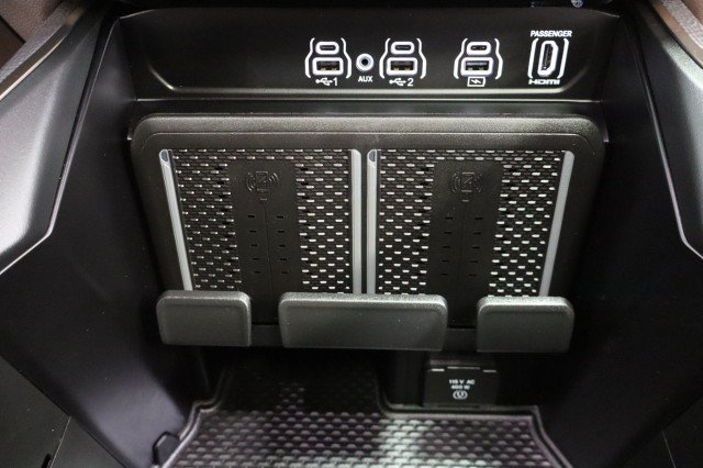 Used 2025 RAM 3500 Longhorn AWD/4WD image 81