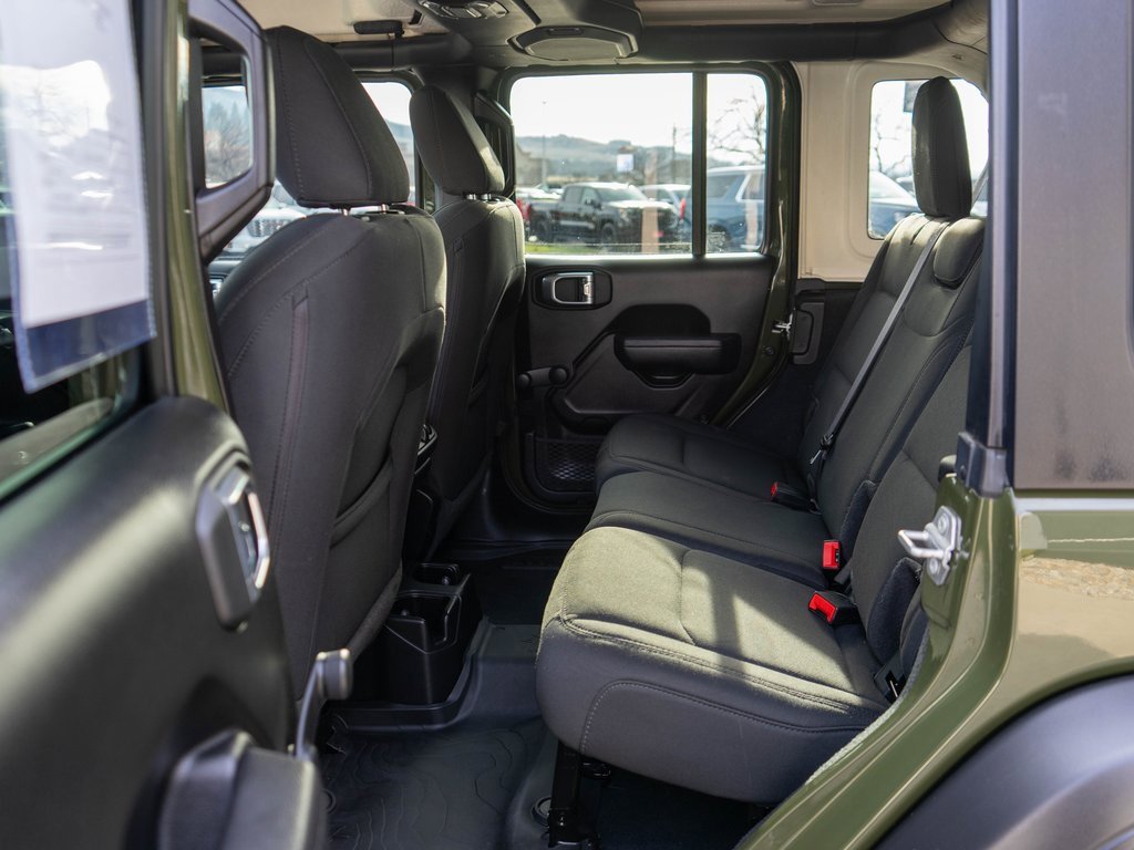 Used 2022 Jeep Wrangler Unlimited Sport image 12