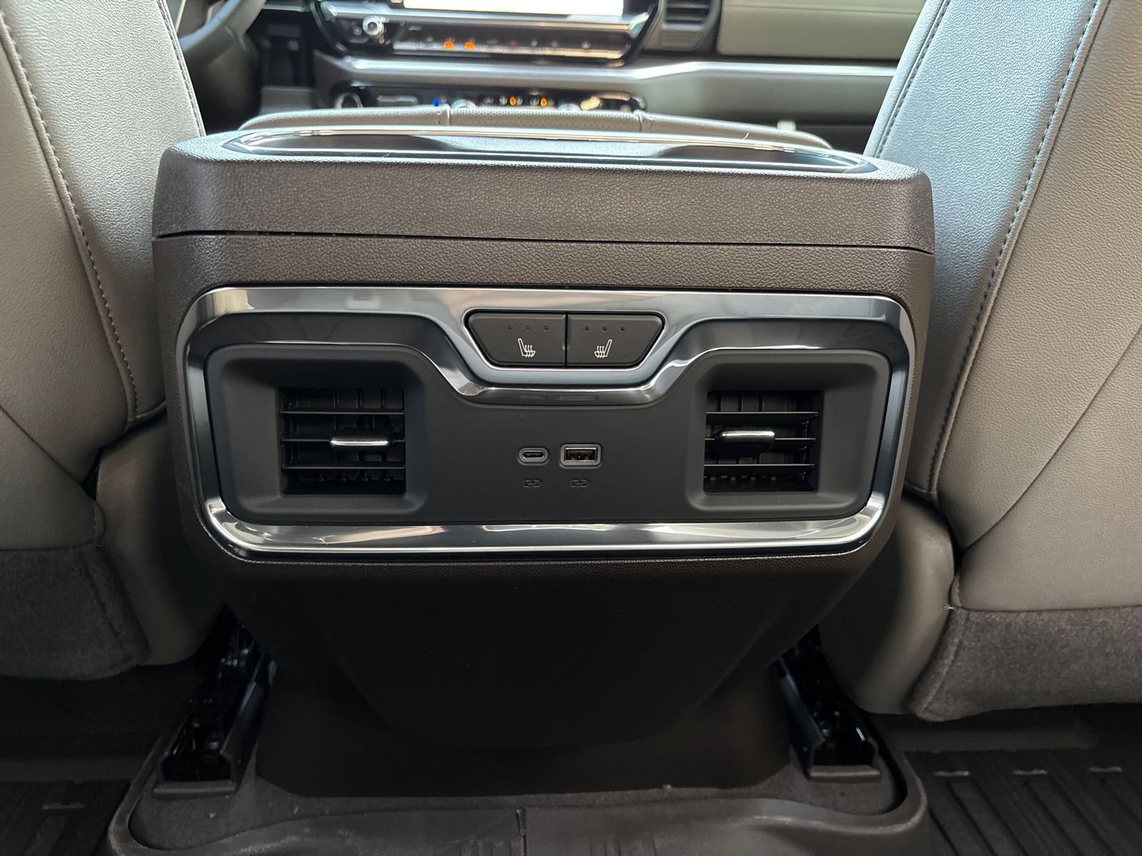 New 2026 GMC Sierra 1500 SLT w/ SLT Premium Plus Package image 30