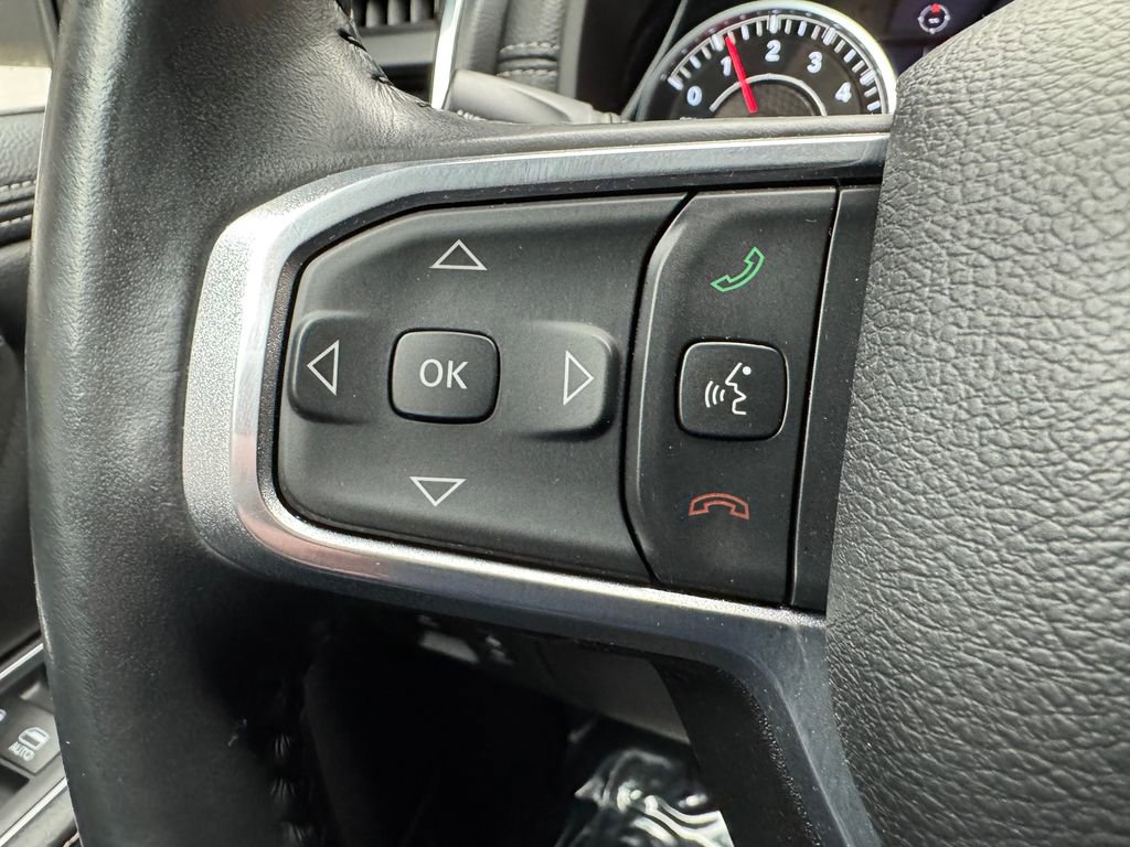 Used 2023 RAM 1500 Laramie AWD/4WD image 19