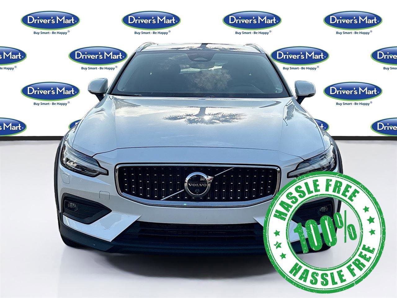 Used 2025 Volvo V60 B5 Cross Country Plus image 2