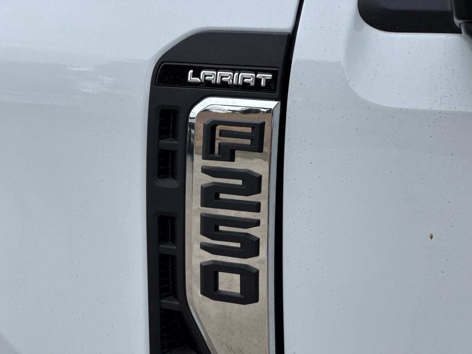 New 2026 Ford F250 Lariat w/ Lariat Premium Package image 32