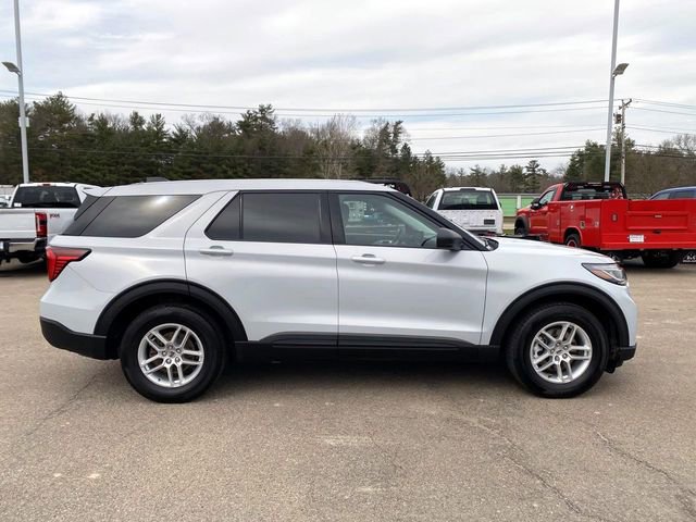 Used 2026 Ford Explorer Active image 2