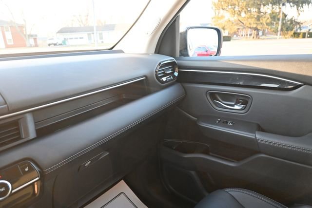 Used 2025 Honda Pilot Touring image 30