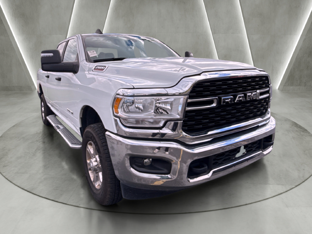 Used 2024 RAM 2500 Big Horn AWD/4WD image 1