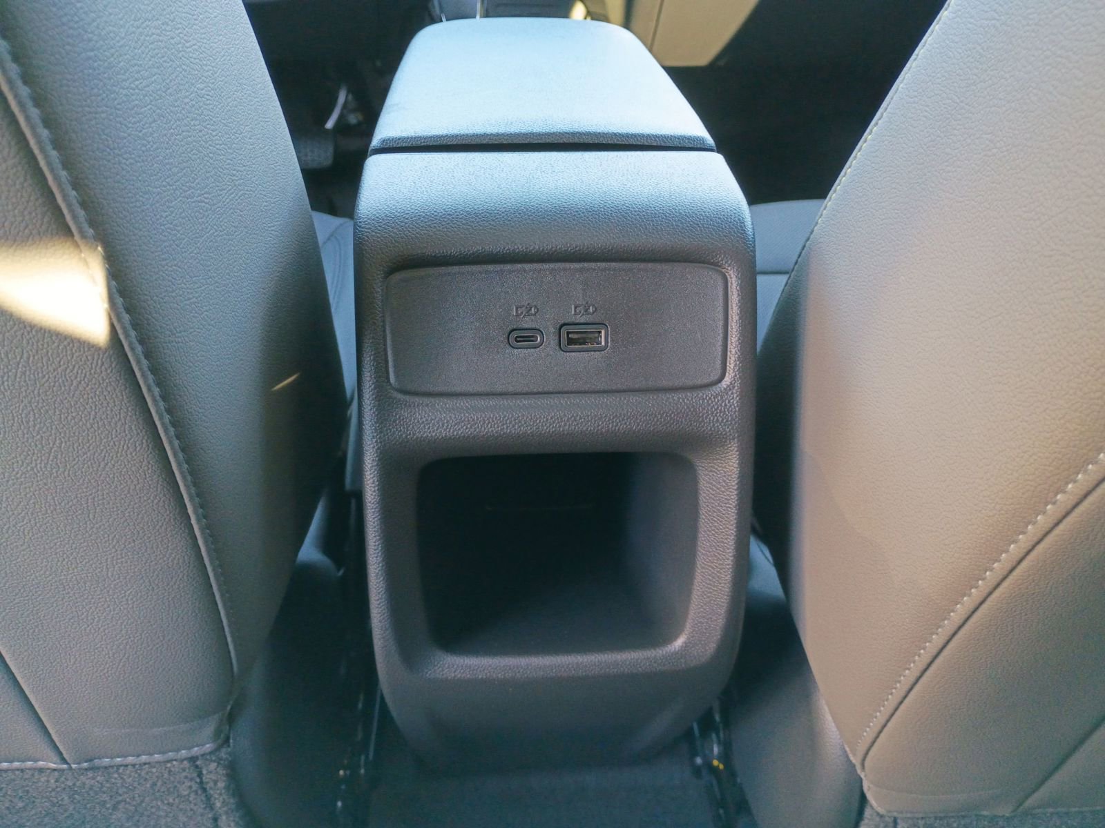 New 2026 Chevrolet Trax ACTIV w/ Sunroof Package image 25