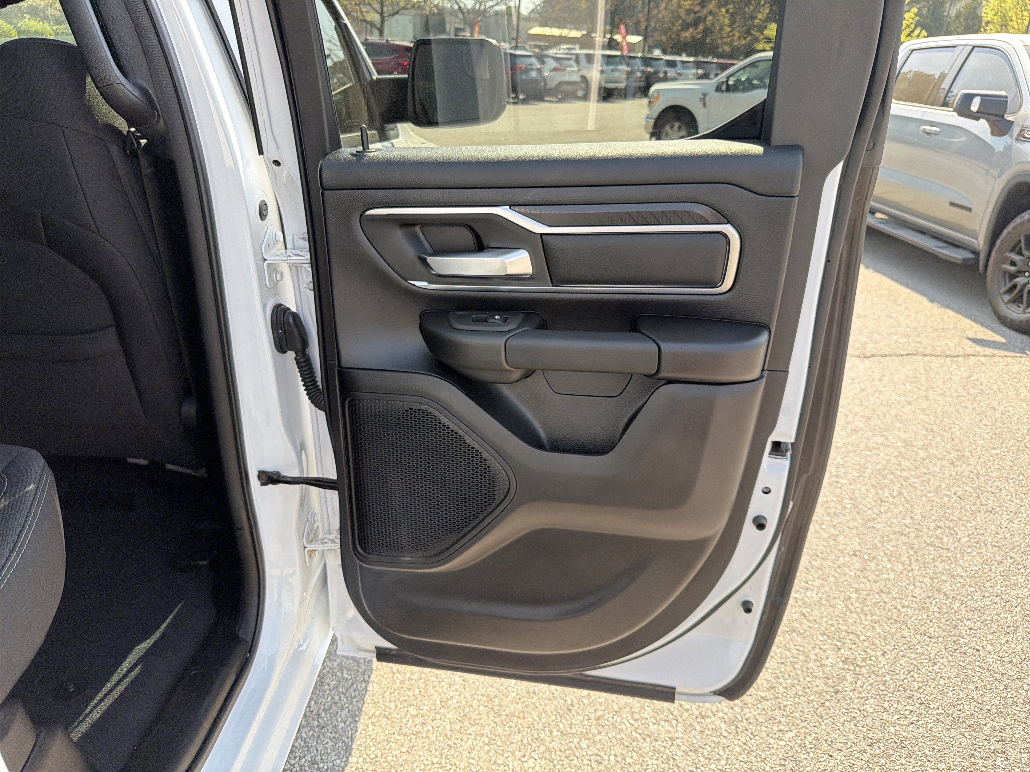 Used 2025 RAM 1500 Big Horn image 27