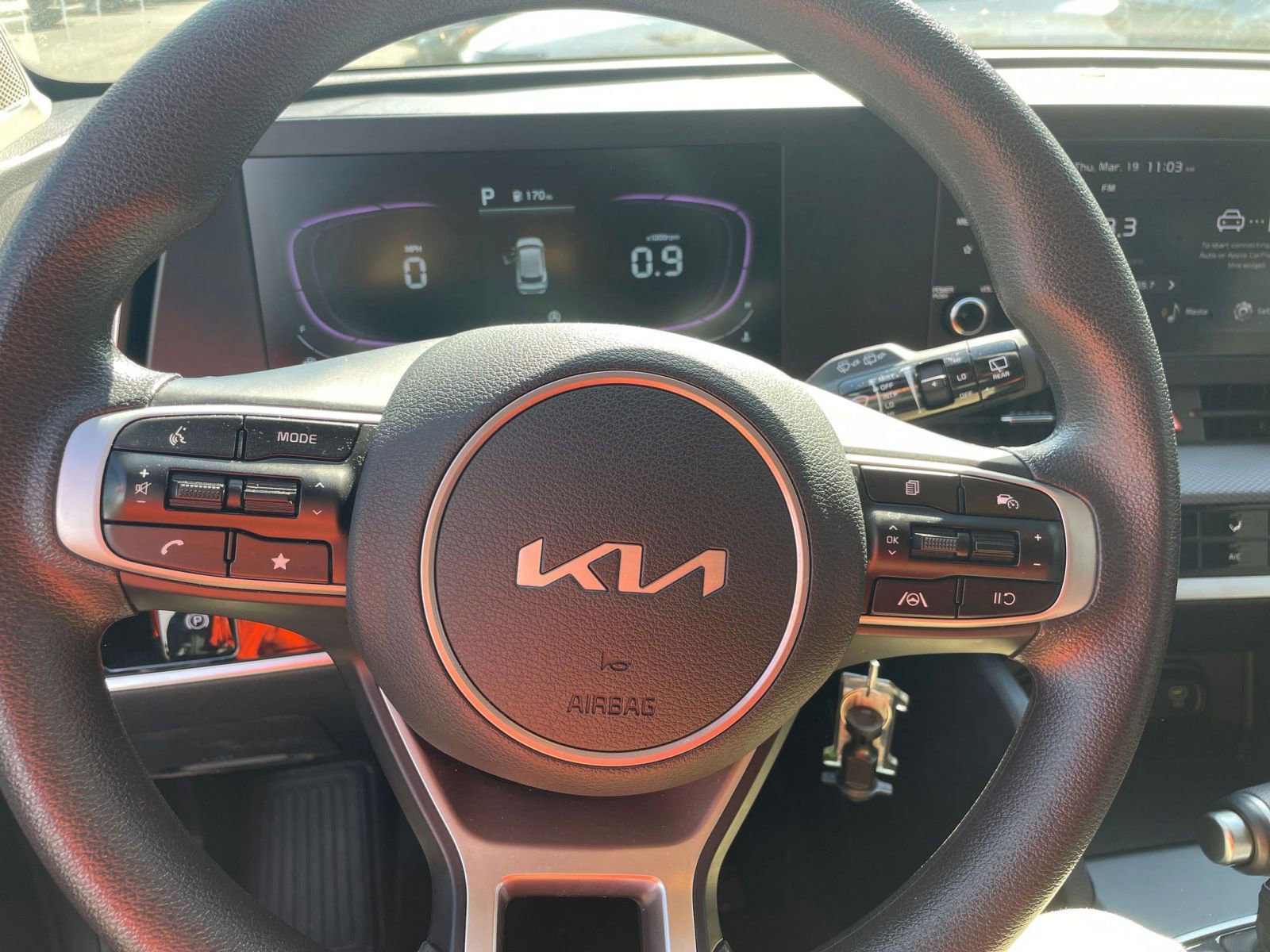 Used 2025 Kia Sportage LX image 27