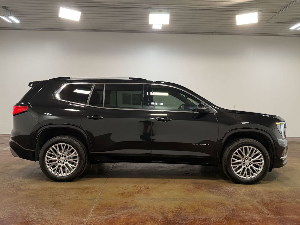 Used 2024 GMC Acadia Denali w/ LPO, Floor Liner Package image 23