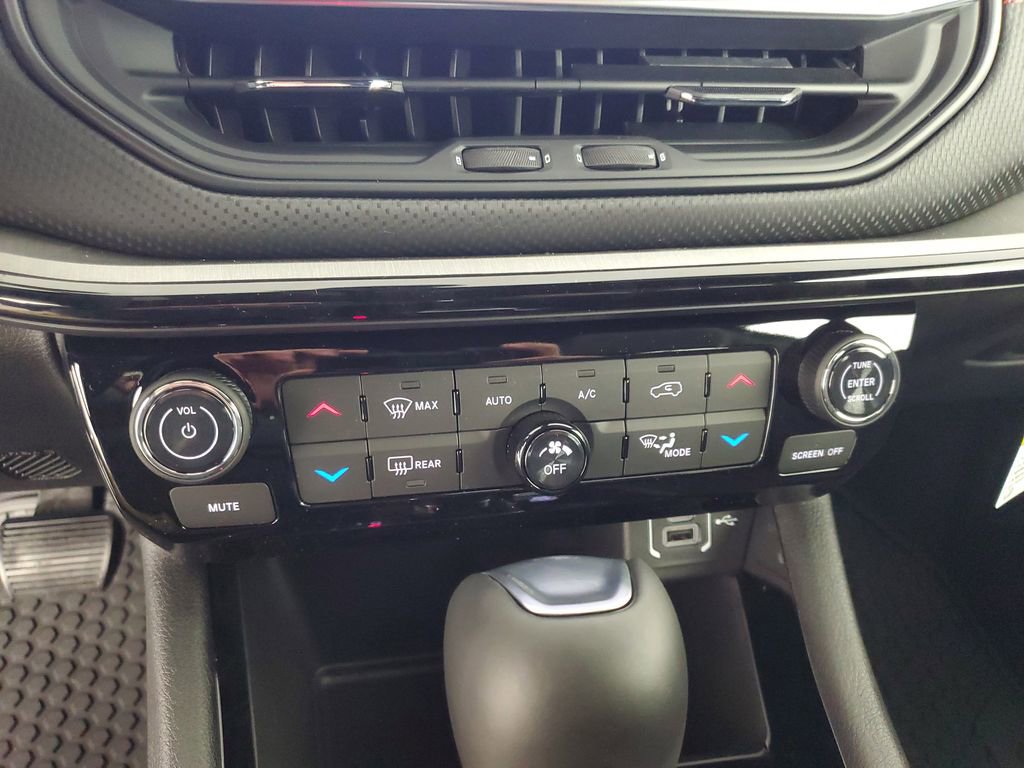 New 2026 Jeep Compass Trailhawk w/ Sun, Sound & Navigation Group image 22