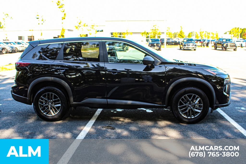 Used 2024 Nissan Rogue S FWD image 8