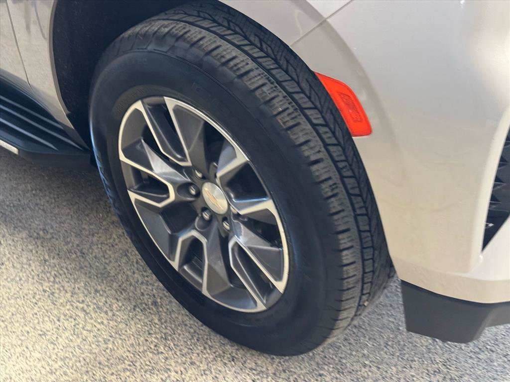 Used 2022 Chevrolet Tahoe LT w/ LT Signature Plus Package image 4