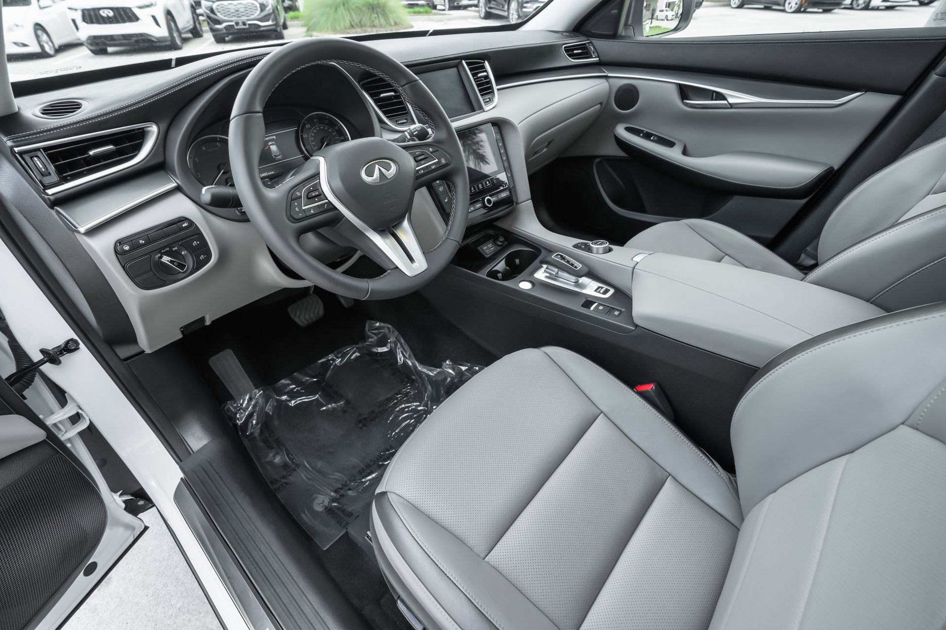 Used 2025 INFINITI QX50 Luxe image 5