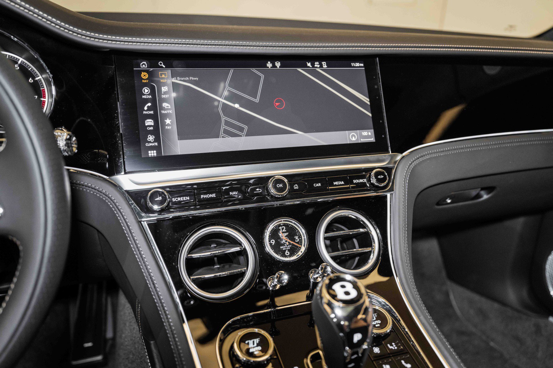 Certified 2024 Bentley Continental GT V8 AWD/4WD image 26