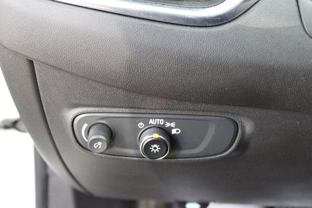 Used 2023 Chevrolet Equinox LS w/ LS Convenience Package AWD/4WD image 15