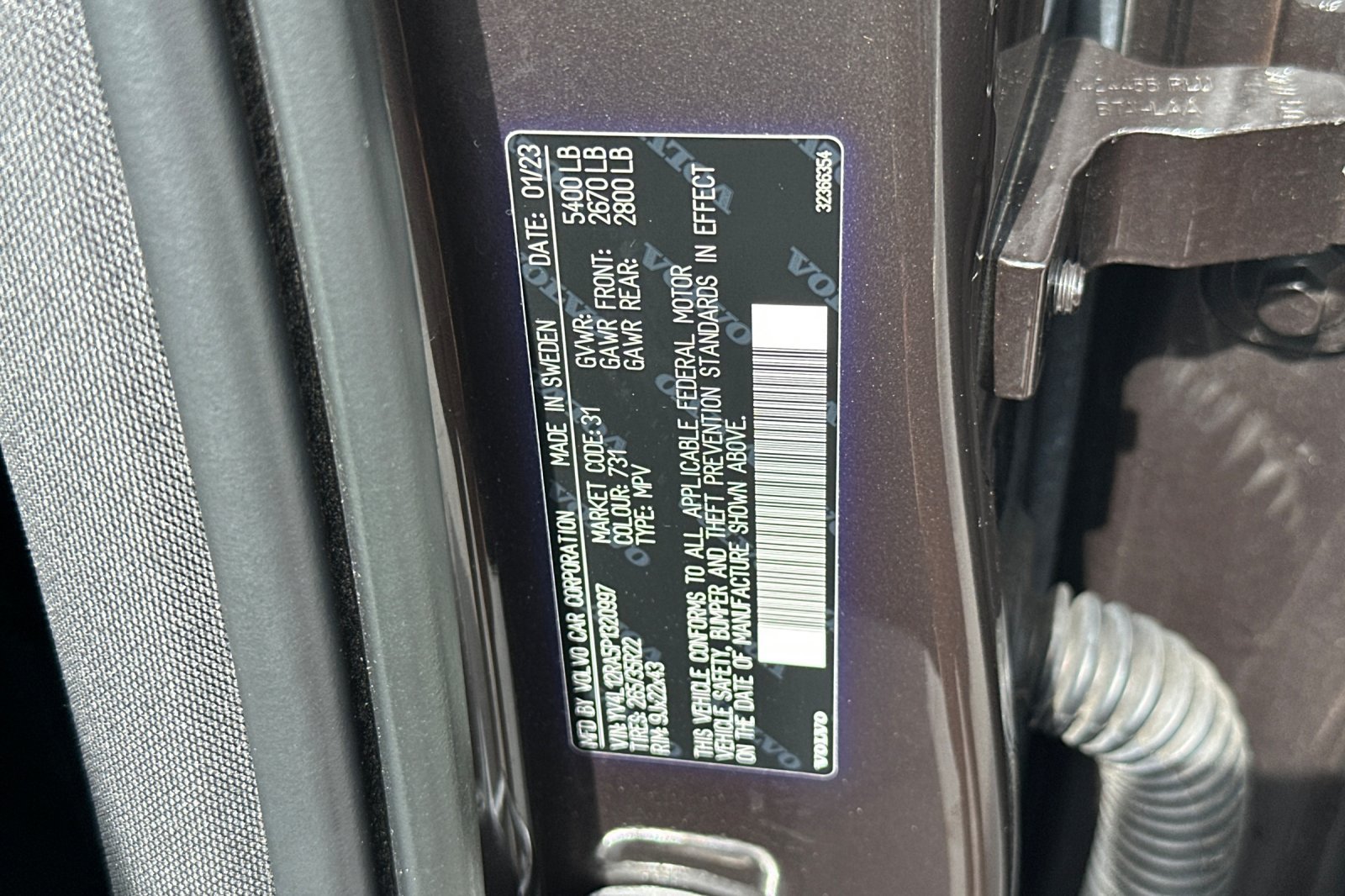 Certified 2023 Volvo XC60 B5 Ultimate AWD/4WD image 37