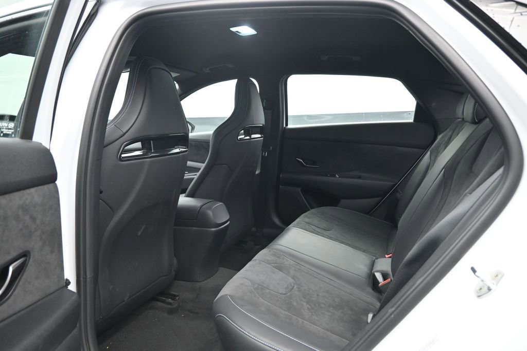 Used 2022 Hyundai Elantra N FWD image 26