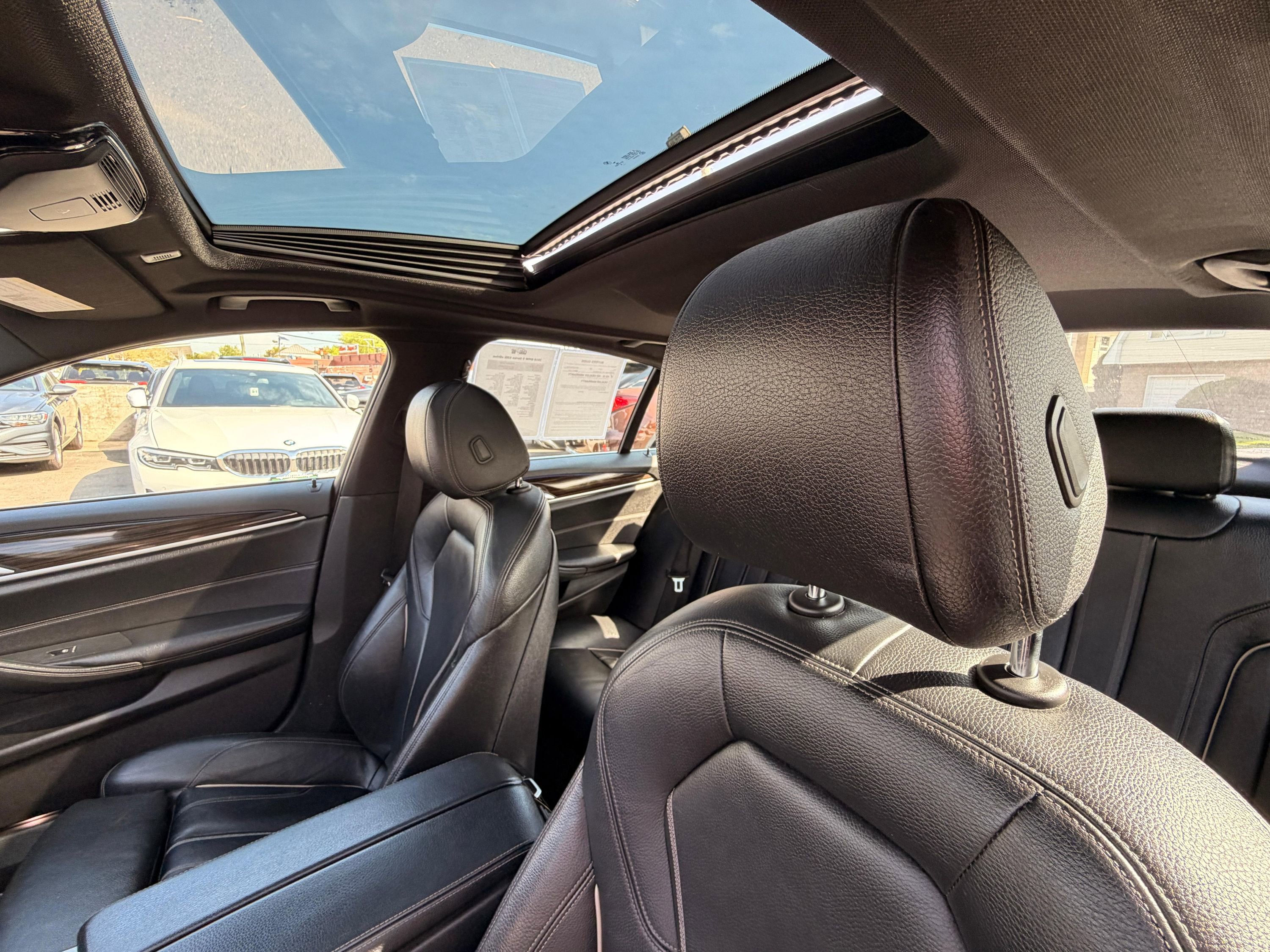 Used 2019 BMW 530i xDrive w/ Convenience Package AWD/4WD image 22