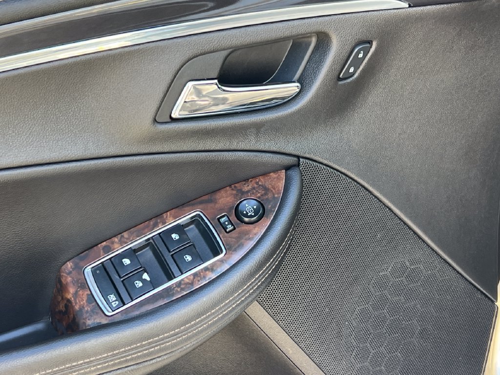 Used 2015 Chevrolet Impala LT w/ Convenience Package FWD image 5