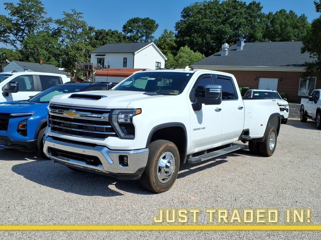 Used 2024 Chevrolet Silverado 3500 LTZ w/ LTZ Plus Package AWD/4WD video 1