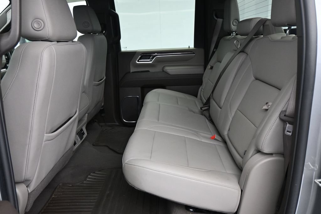 Used 2024 Chevrolet Silverado 2500 LTZ AWD/4WD image 13