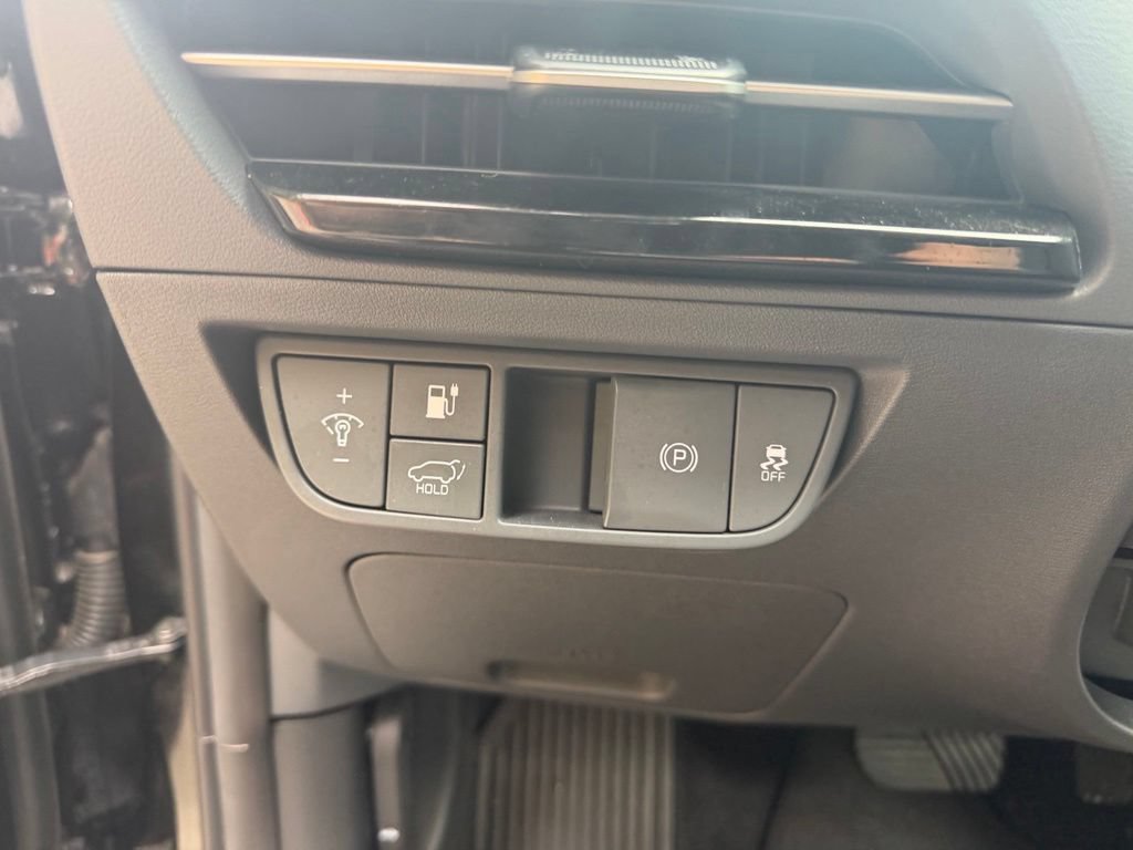 Used 2024 Kia EV6 Wind w/ Wind Technology Package RWD image 20