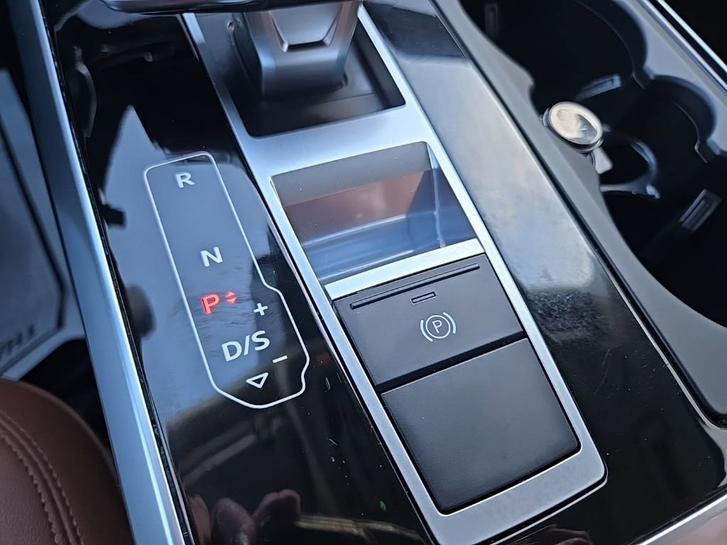 Used 2022 Audi Q7 2.0T Premium Plus w/ Premium Plus Package image 58