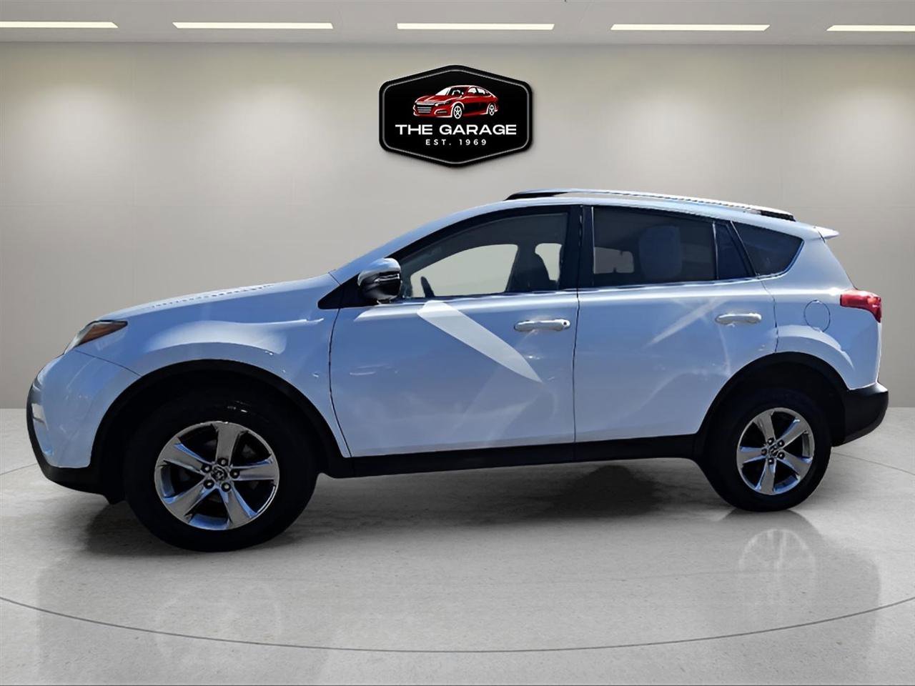 Used 2015 Toyota RAV4 XLE image 3