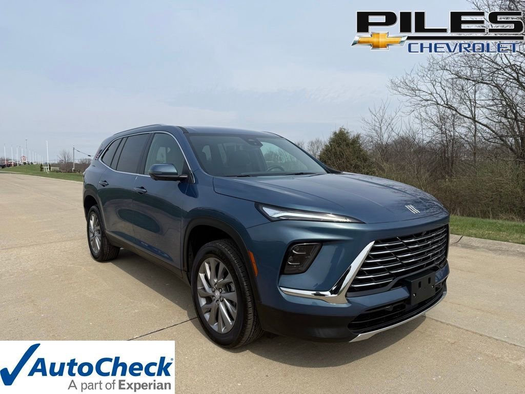 Used 2025 Buick Enclave Preferred w/ LPO, All-Weather Package