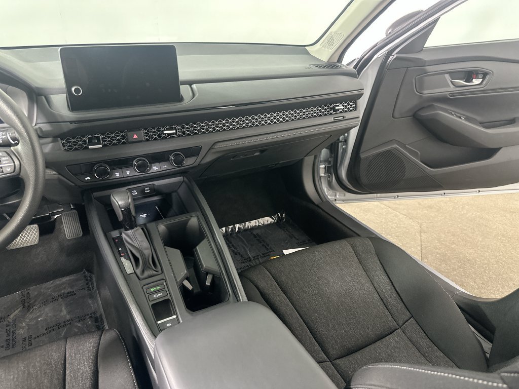 Used 2026 Honda Accord SE image 21