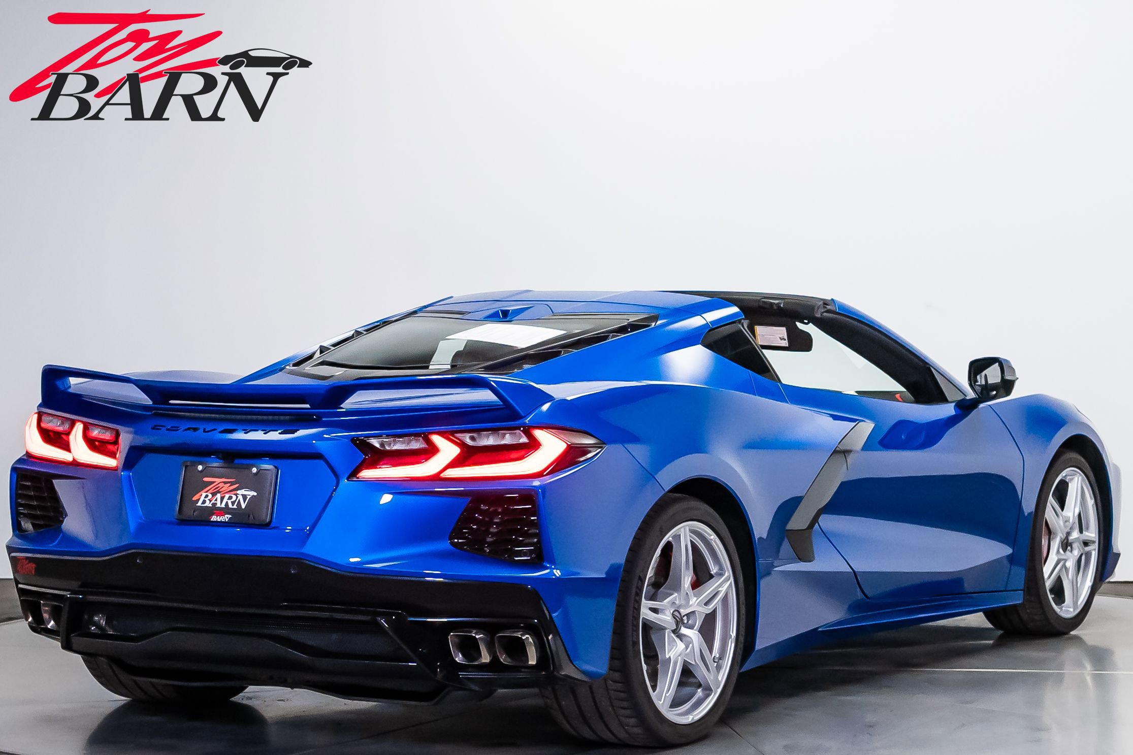 Used 2020 Chevrolet Corvette Stingray Preferred Cpe w/ 2LT Preferred Equipment Group RWD image 5