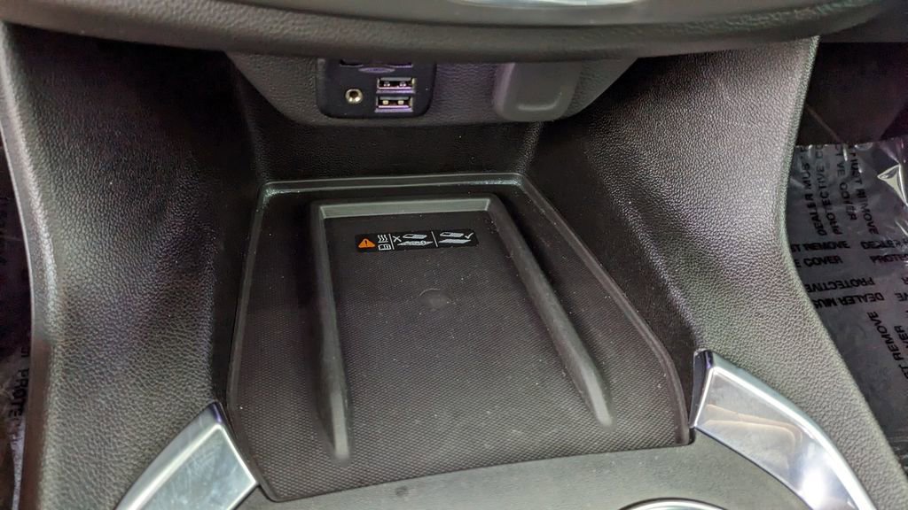 Used 2023 Chevrolet Traverse RS AWD/4WD image 30