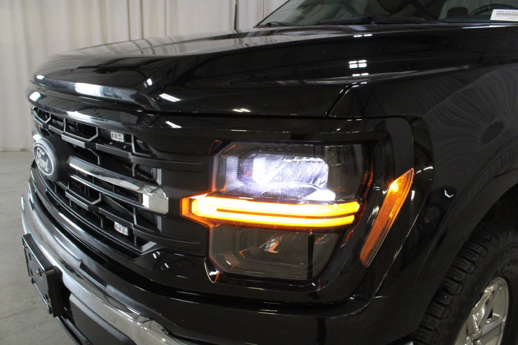 Used 2024 Ford F150 XLT AWD/4WD image 32