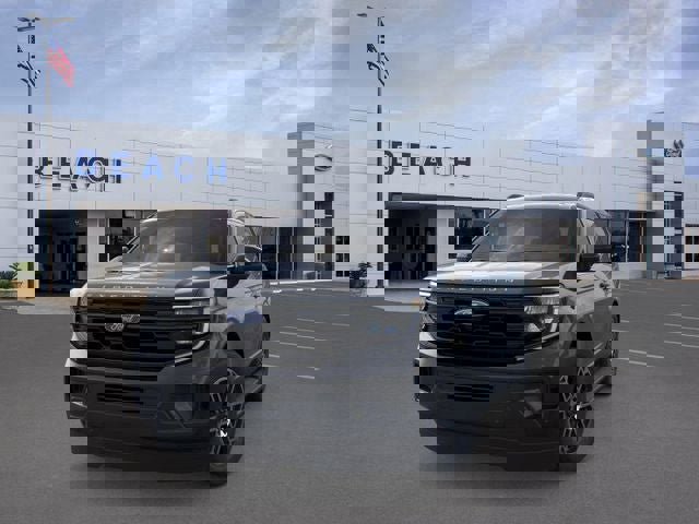 New 2026 Ford Expedition Active image 3