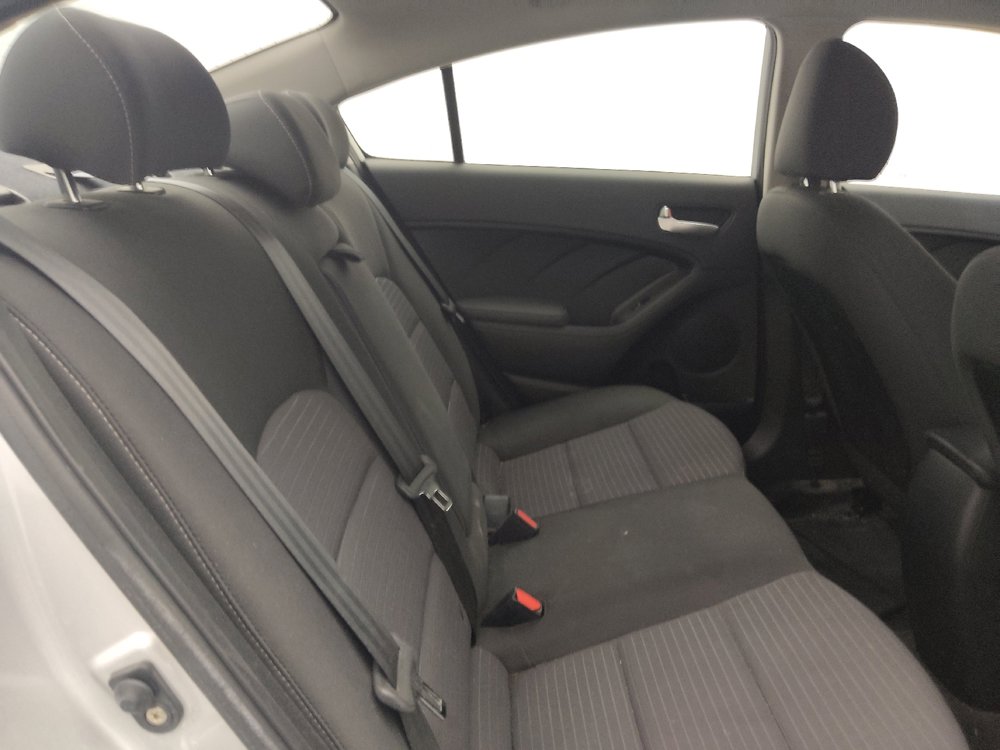 Used 2017 Kia Forte LX w/ LX Popular Package image 19