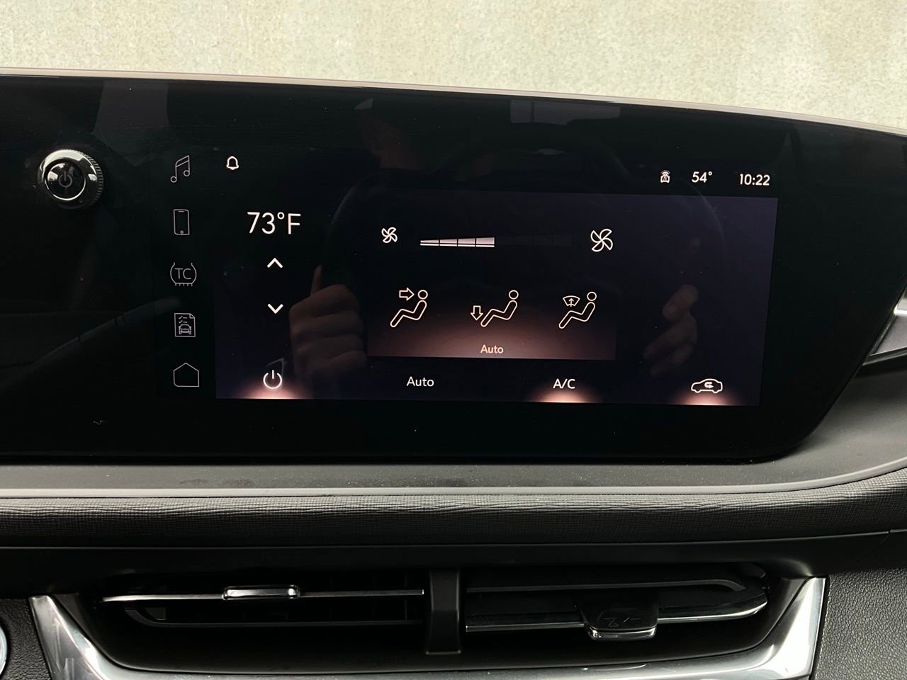 Used 2025 Buick Envista Preferred image 29
