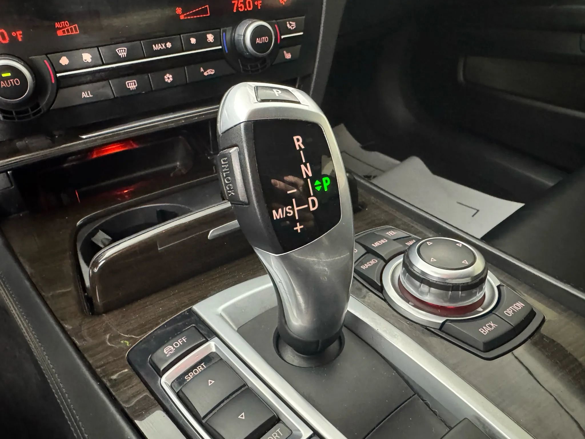 Used 2011 BMW 750Li xDrive image 21