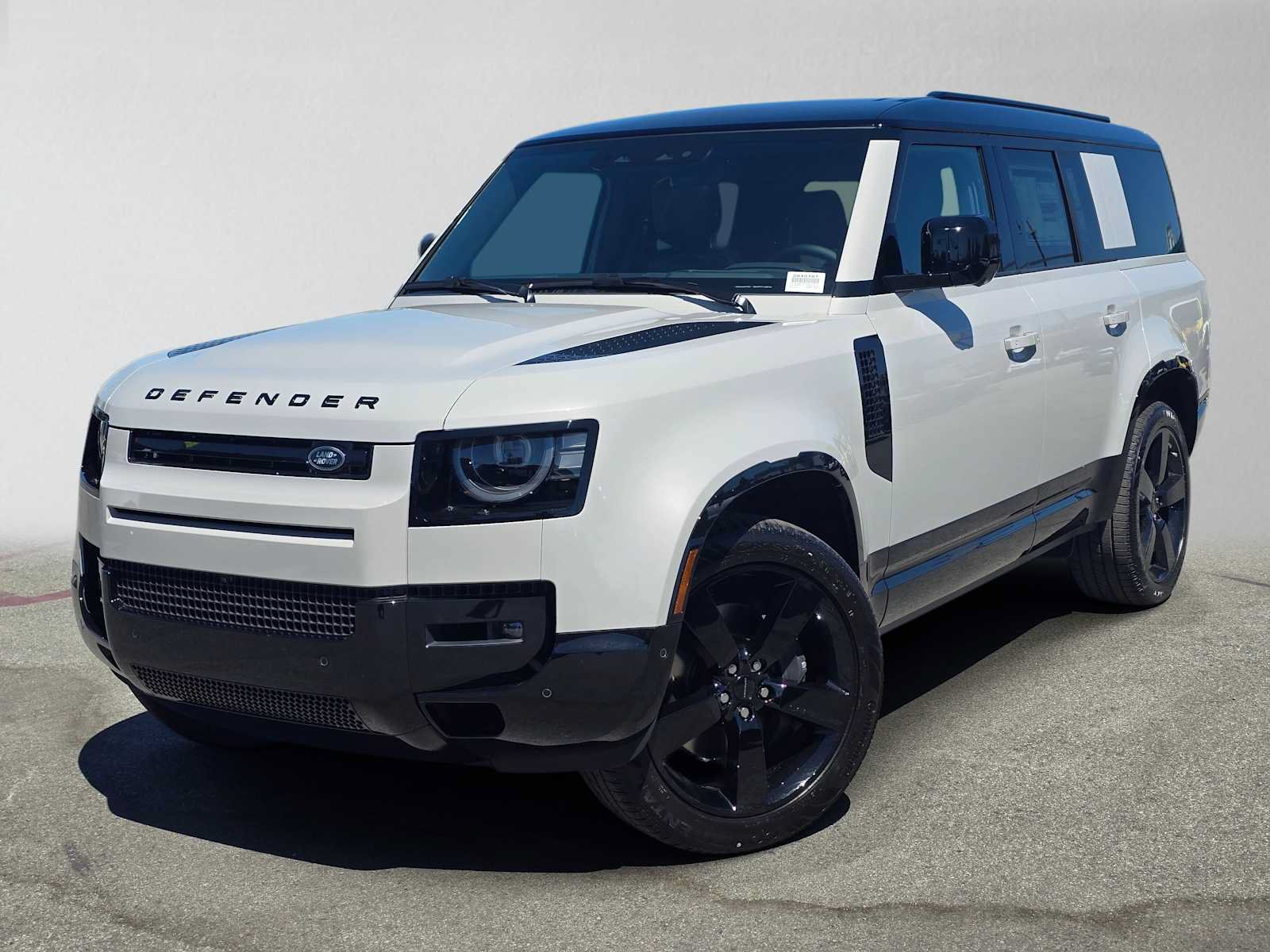New 2026 Land Rover Defender 130 X-Dynamic SE AWD/4WD image 1
