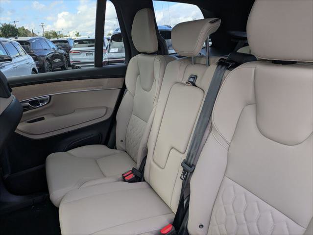 New 2026 Volvo XC90 B6 Core image 13