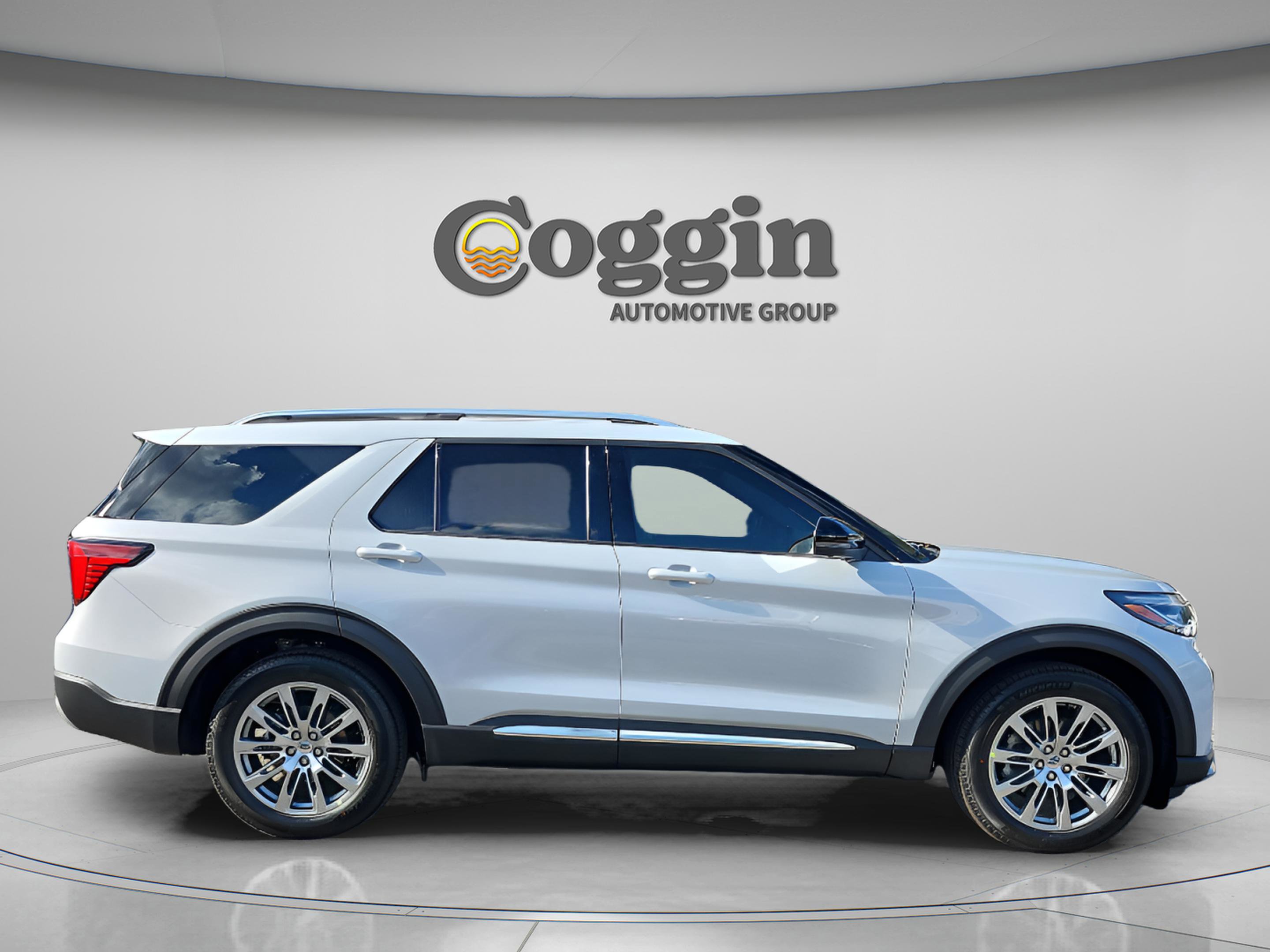 New 2026 Ford Explorer Platinum image 6