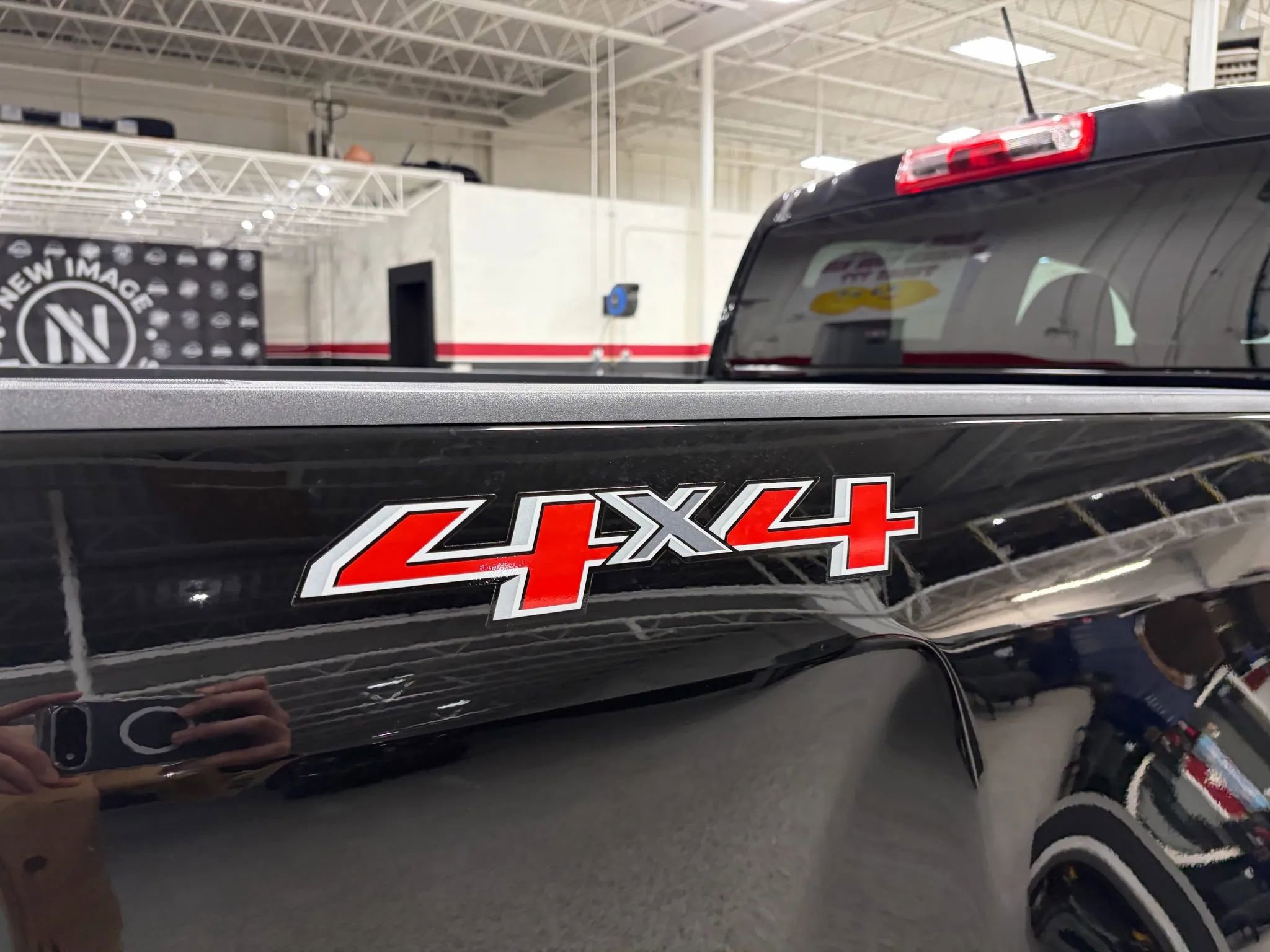 Used 2019 Chevrolet Colorado LT w/ Redline Special Edition image 18