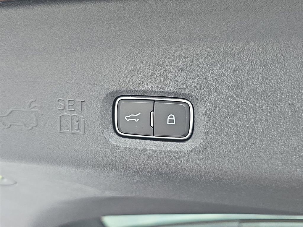 New 2025 Lincoln Navigator L Black Label w/ Black Label Special Edition image 26