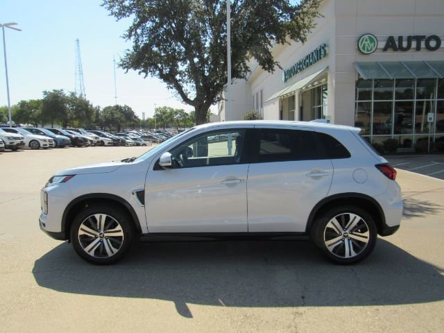 Used 2024 Mitsubishi Outlander Sport ES image 12