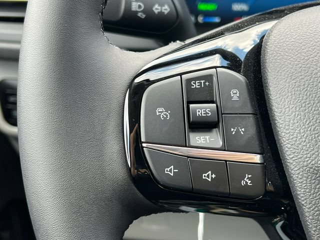 New 2025 Ford Escape SE w/ PHEV Premium Package FWD image 21