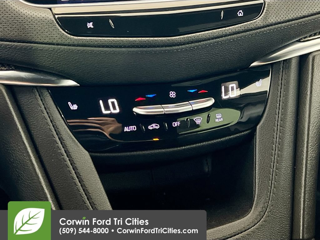Used 2023 Cadillac XT5 Sportv w/ Technology Package AWD/4WD image 9